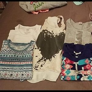 ITEM DONATED Group of 5 small tanks